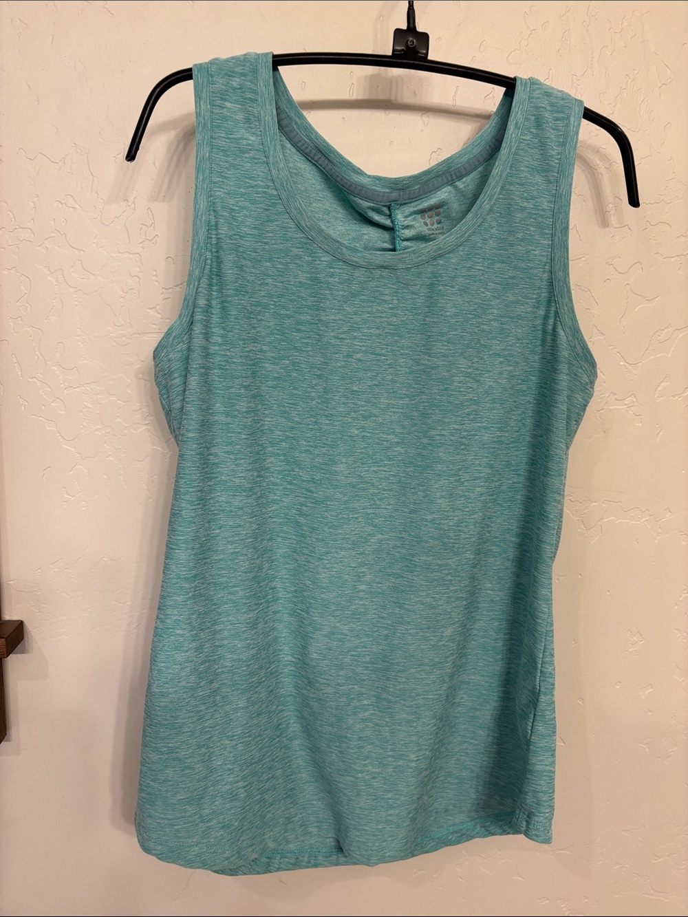 Title Nine green tank, M